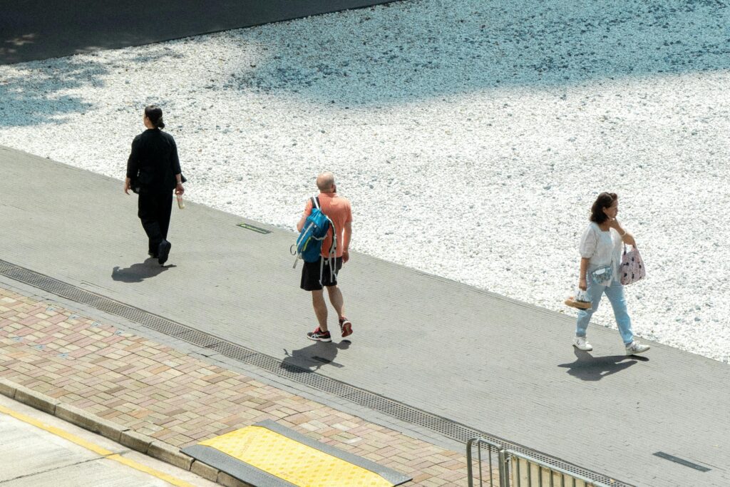 1 200 scale people